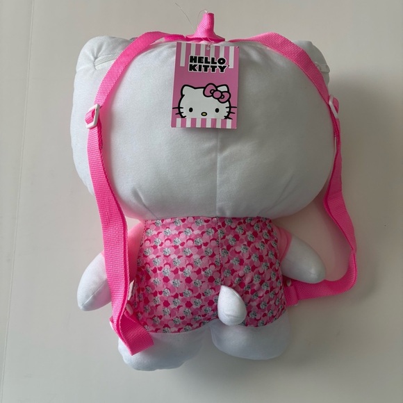 Fast Forward Hello Kitty Pink Plush Backpack New With Tags - Picture 2 of 5